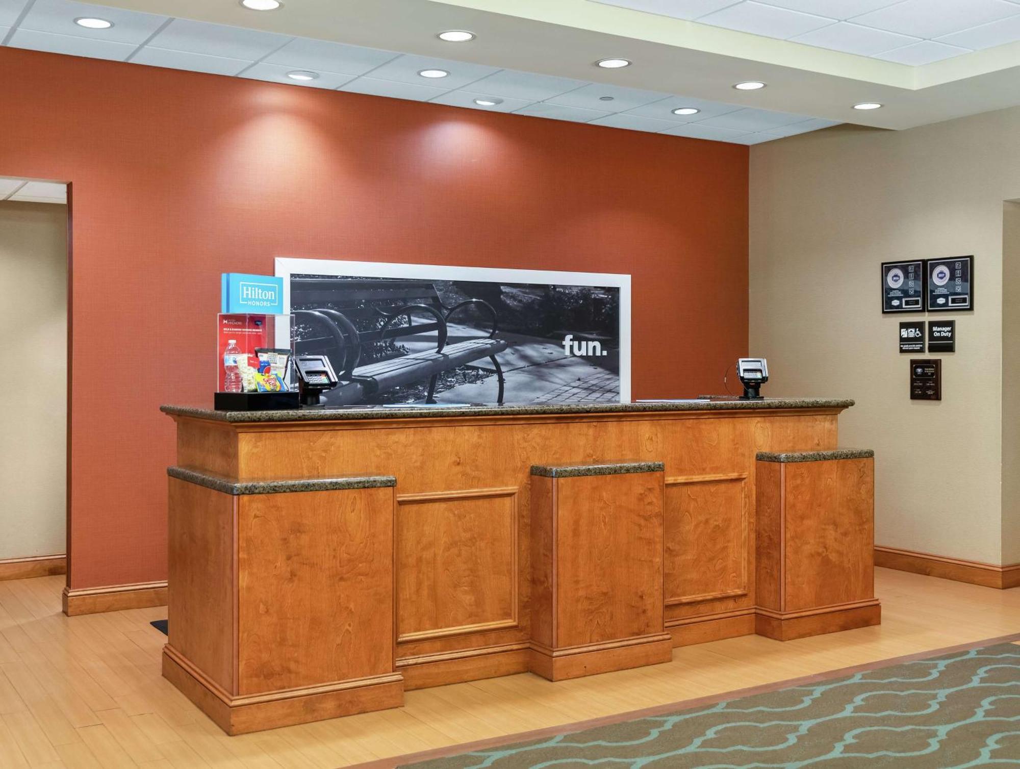 Hampton Inn Nashua Extérieur photo